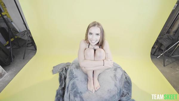 Bailey - Tiny Starlet Porn Casting! Her Pussy First Time In Action